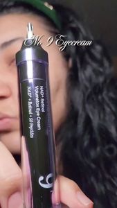 Instagram post by @thebeautyholik