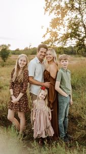 Instagram post by @_melissaloren_