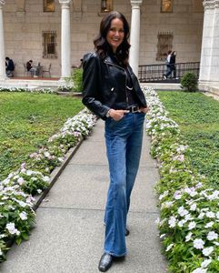 Instagram post by @roomtoveuve