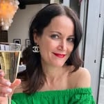 @roomtoveuve Instagram Profile