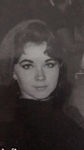 Instagram post by @makeupandskinbykatie