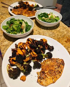 Instagram post by @hungryhealthy