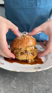 Instagram post by @smolgrlbigeats