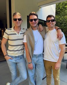 Instagram post by @carltondrew