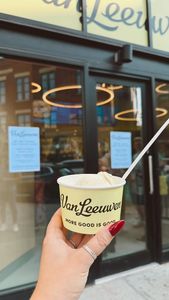 Instagram post by @coriinthecity