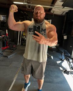 Instagram post by @thevanillagorilla92