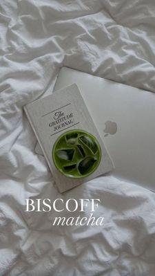 Instagram post by @veexoxoxo