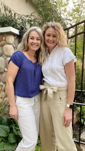 Instagram post by @thefurnituresisters