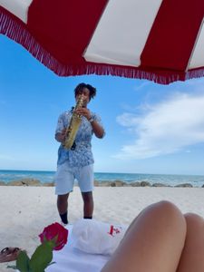 Instagram post by @claudiaplive