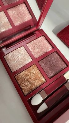 Instagram post by @heyitsjackeline