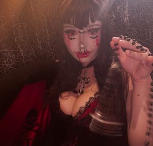 Instagram post by @graverobbergrl