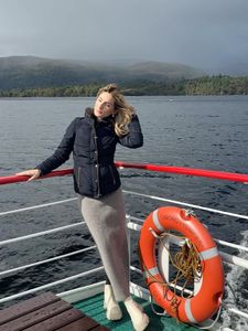 Instagram post by @estiekessler