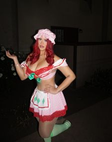 Instagram post by @latinaxglam