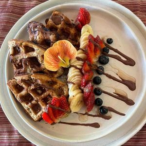 Instagram post by @eatinspiretravel