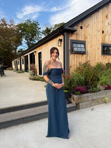 Instagram post by @rvvenelizabeth