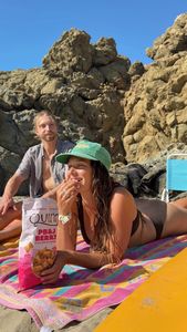 Instagram post by @wholehanna