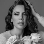 @haneia Instagram Profile