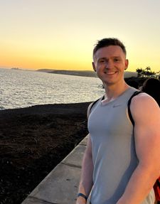 Instagram post by @lewcjruss