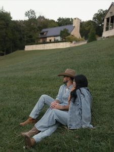 Instagram post by @madiendsley