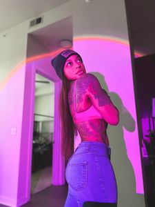 Instagram post by @bikinibeastchey