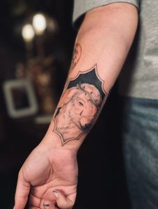 Instagram post by @glow.tattoos