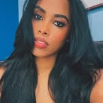 @_indhira Instagram Profile