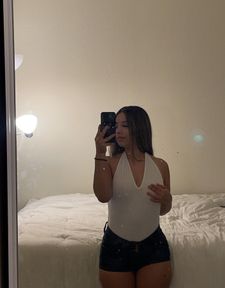 Instagram post by @bbaby.em