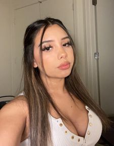 Instagram post by @bbaby.em