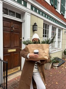 Instagram post by @maddiebarkman