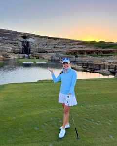 Instagram post by @michellegolfs