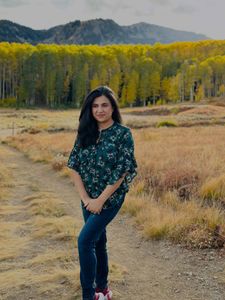 Instagram post by @i_m_mahreen