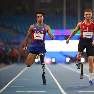 Instagram post by @ezrafrech