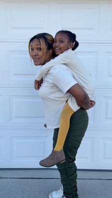 Instagram post by @xochantelmarie