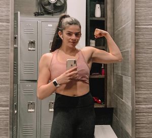 Instagram post by @madigetsmuscles