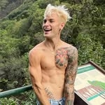 @lusydloves Instagram Profile