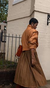 Instagram post by @vintage.x.nature