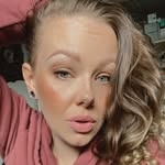 @kristins.addiction Instagram Profile