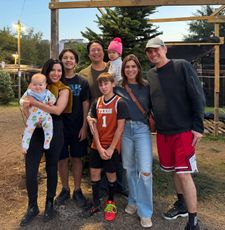 Instagram post by @seekaychin