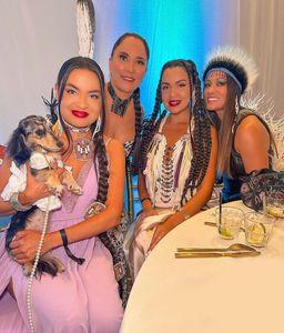 Instagram post by @ruth.annthorn