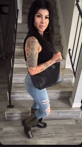 Instagram post by @mrznez