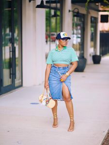 Instagram post by @neeneeonyotv