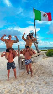 Instagram post by @hector_marchena_