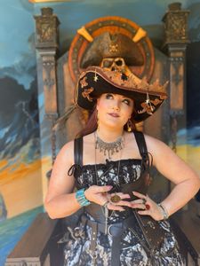 Instagram post by @tallglassofcline