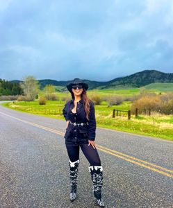 Instagram post by @michelle_vanessaa_