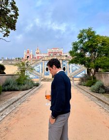 Instagram post by @louieaponte