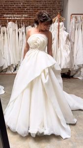 Instagram post by @dressmelikethat