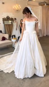 Instagram post by @dressmelikethat