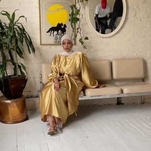 Instagram post by @makeupbydivadoll