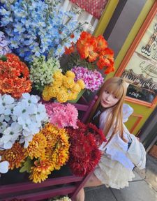 Instagram post by @aura_jina_j