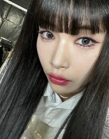 Instagram post by @aura_jina_j